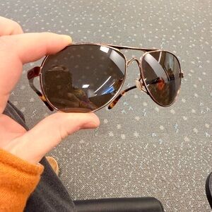 Oakley Feedback Aviators